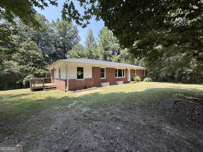 Photo - 448 McBrayer Rd