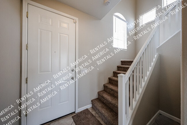 Photo - 3825 S 60th Dr