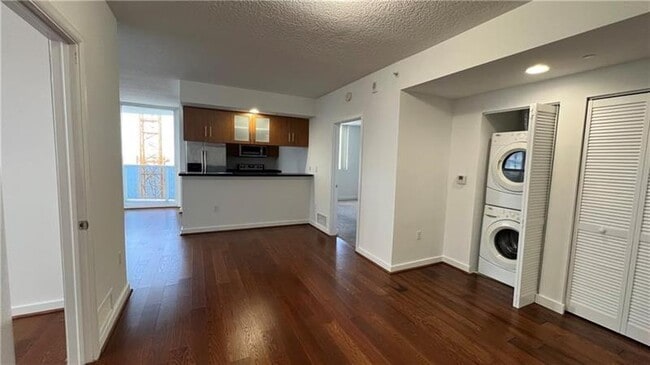 Photo - 601 NE 23rd St Unit 902