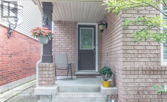 Photo - 2109 Dunmore Ave