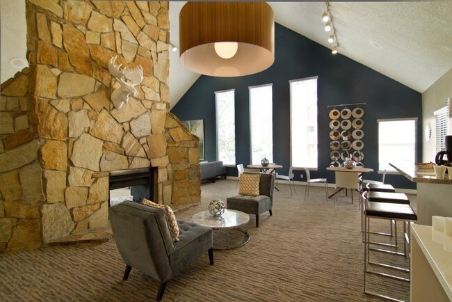 Seven65 Lofts
