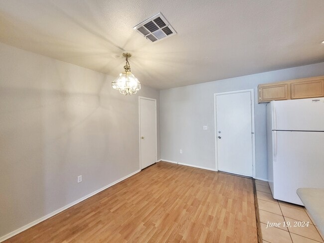 Photo - 5278 Sacha Way