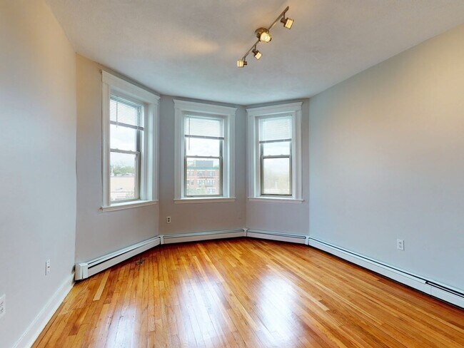 Photo - 1673 Commonwealth Ave Unit 6