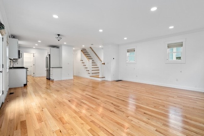 Photo - 17 Vernon St