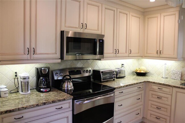 Photo - 7909 4TH Ave W Unit 12