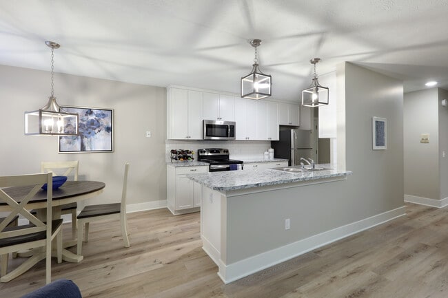 Oak Tree Apartments