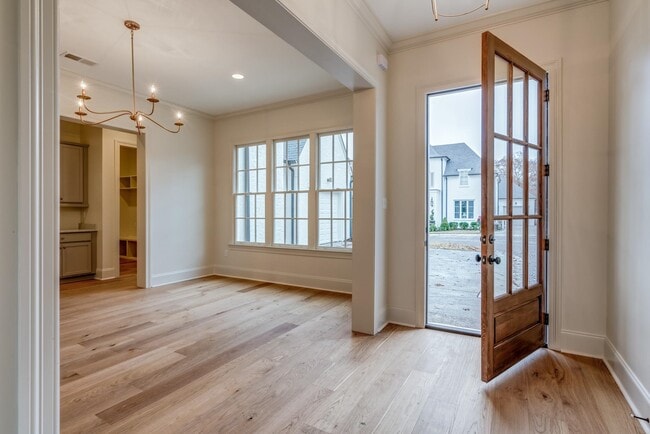 Photo - 455 Oma Cove