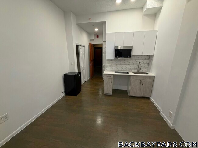 270 Newbury St Unit 1