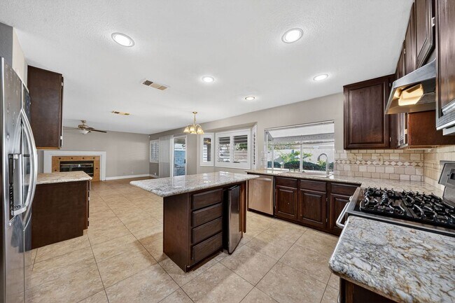 Photo - 10028 Sail Landing Ct