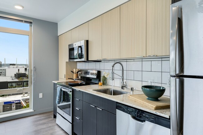 Photo - Crane Interbay Apartments