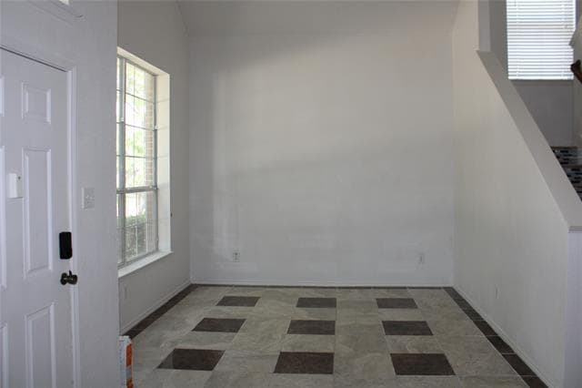 Photo - 1608 Broadmoor Dr