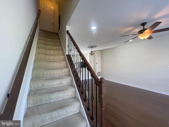 Photo - 24673 Nettle Mill Square