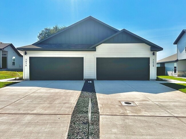 Building Photo - 383 Cross Barn Blvd Unit 383 Cross Barn Blvd B Rental