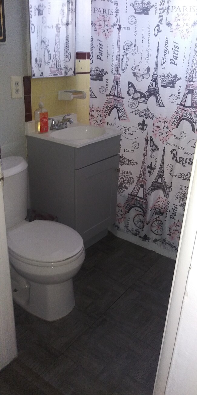 Photo - 4376 W 137th St Unit 1a