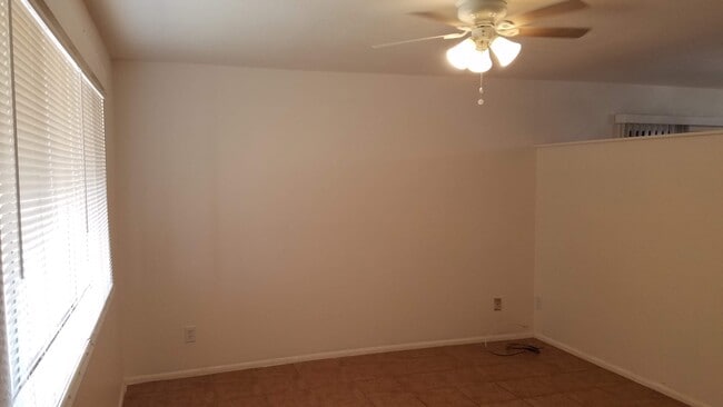 Living room - 9211 N 45th Ave