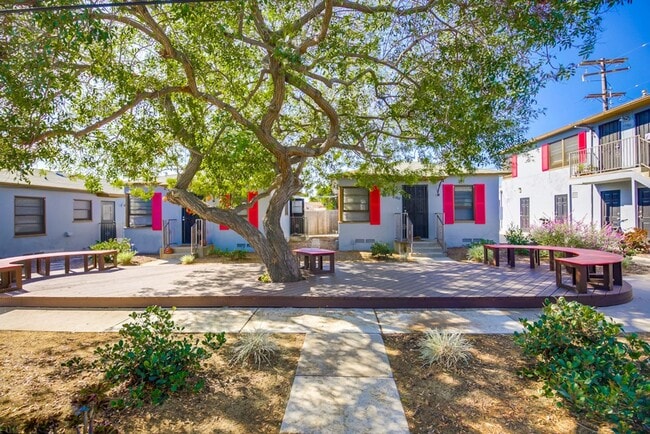 Photo - 30th Street Cottages