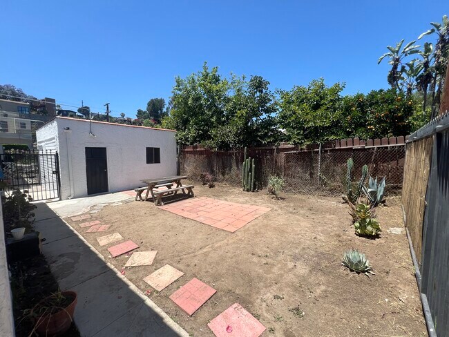 Backyard - 1931 Avalon St