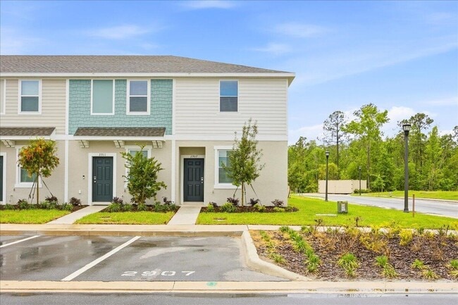 Building Photo - 2907 Skyline Lp