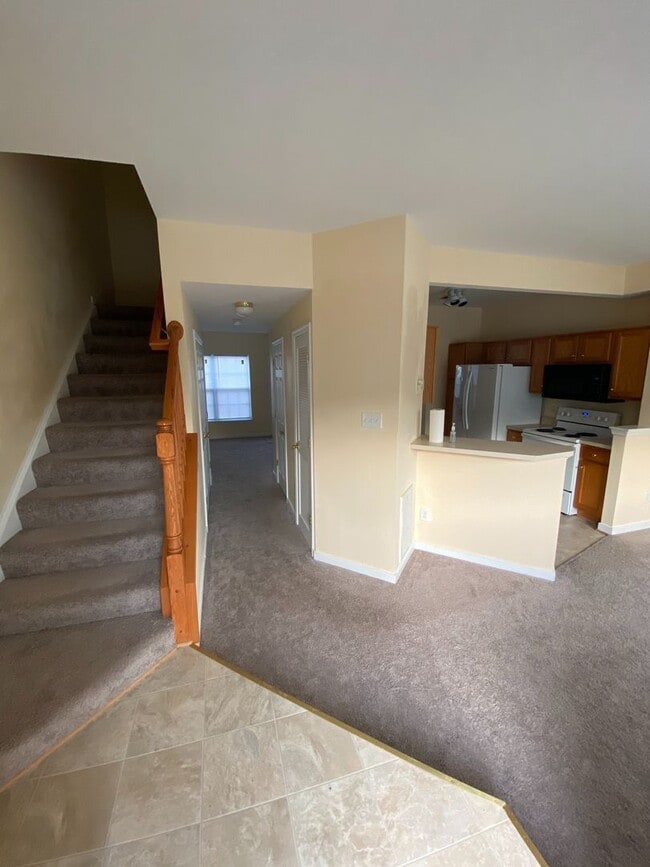 Photo - 5504 Millstream Ln