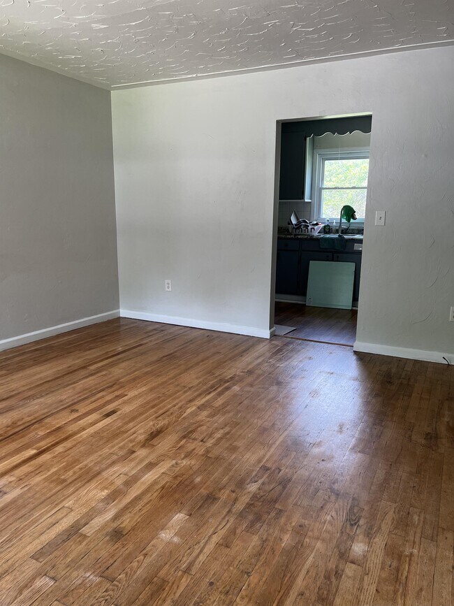 Photo - 413 10th St Terrace