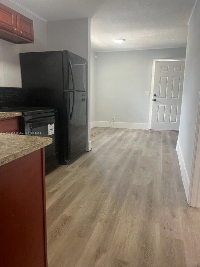 Photo - 754 Date Palm Dr