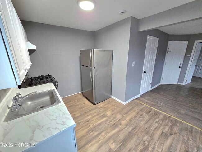 Photo - 152 Long Branch Ave