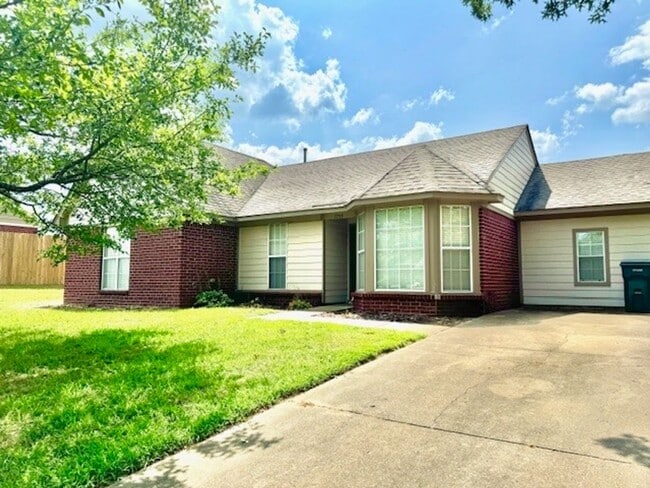 ParkwoodCove7759 - ParkwoodCove7759 Unit 1