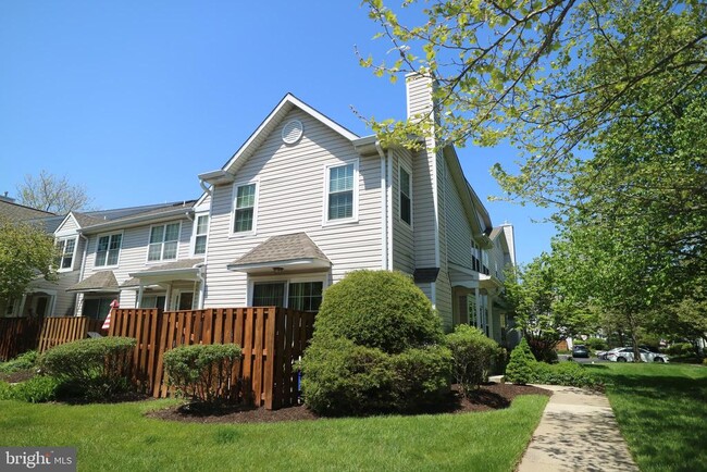 Building Photo - 7807 Spruce Mill Dr Rental
