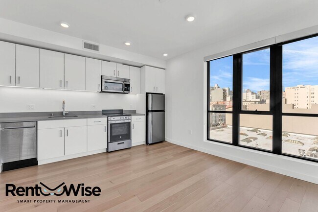 Building Photo - 1201 Sutter St Rental