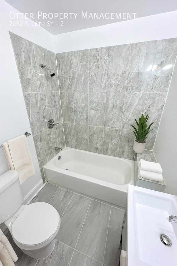 Photo - 2252 N 16th St Unit 2