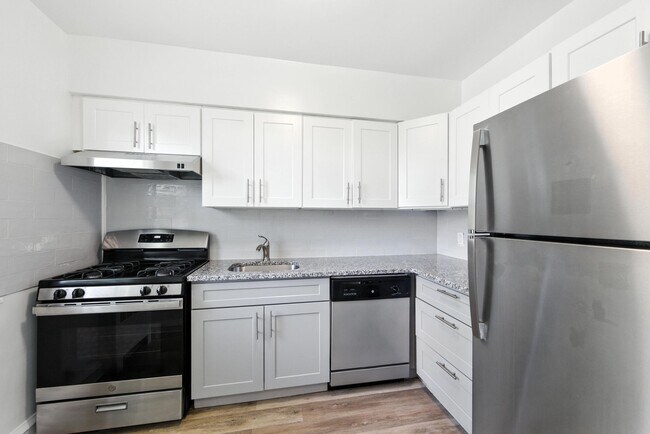 Kitchen - Jenkintown Gardens Apartments