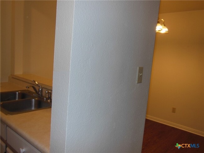 Photo - 604 Frostwood Dr