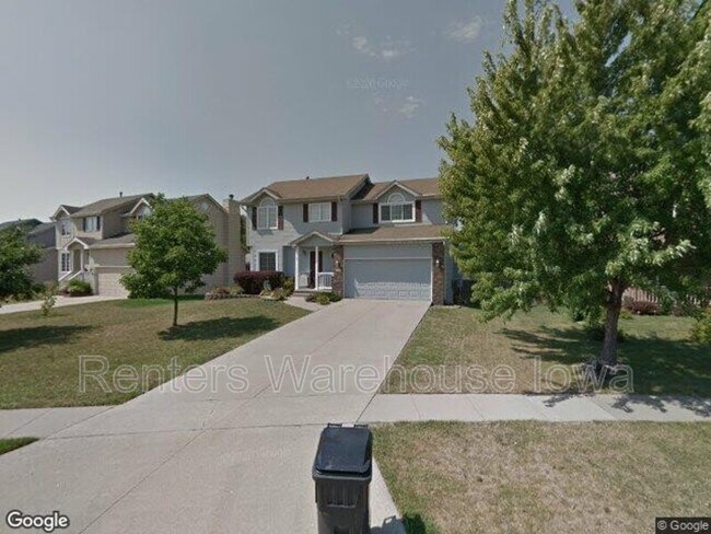 Building Photo - 710 NW Scott St