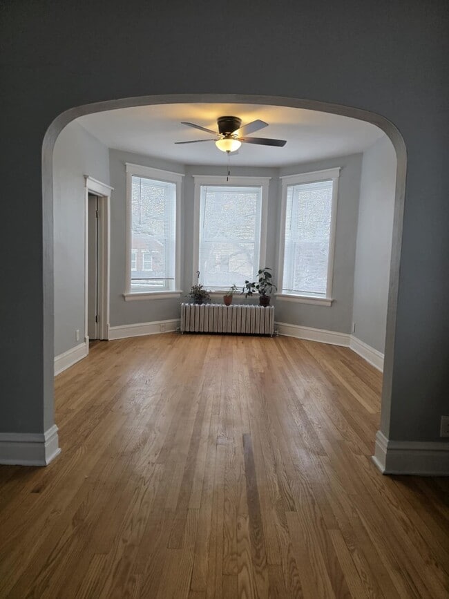 Photo - 6946 S Prairie Ave Unit 2