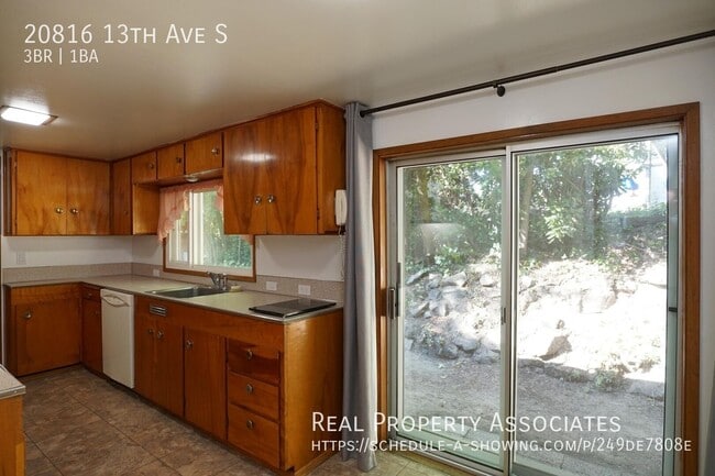 20816 13th Ave S