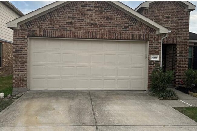 Photo - 20139 Linden Spruce Ln