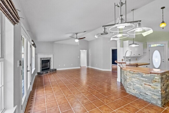 Photo - 1477 Nantahala Beach Rd