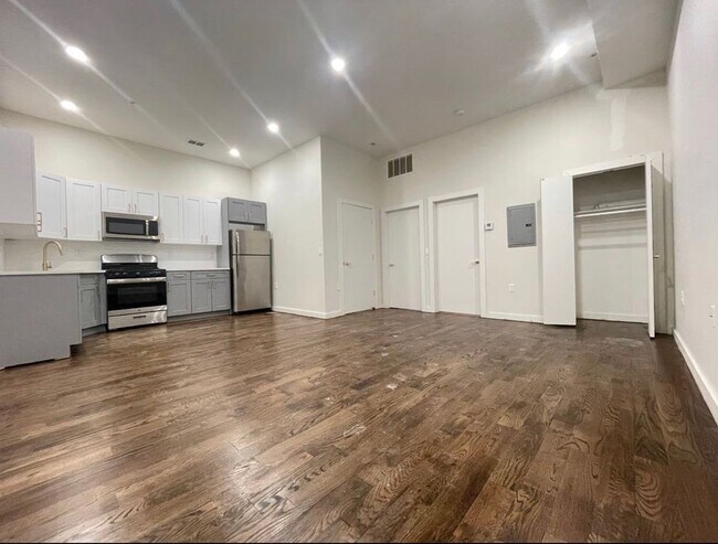 Photo - 141 Monticello Ave Unidad 1