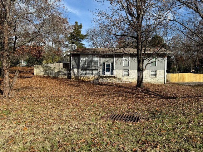 Photo - 11105 Lake Hills Dr