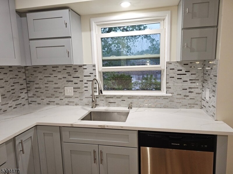 Photo - 38 Riverview Cir