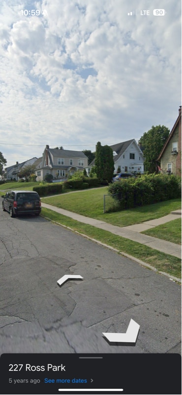 Photo - 290 Ross Park