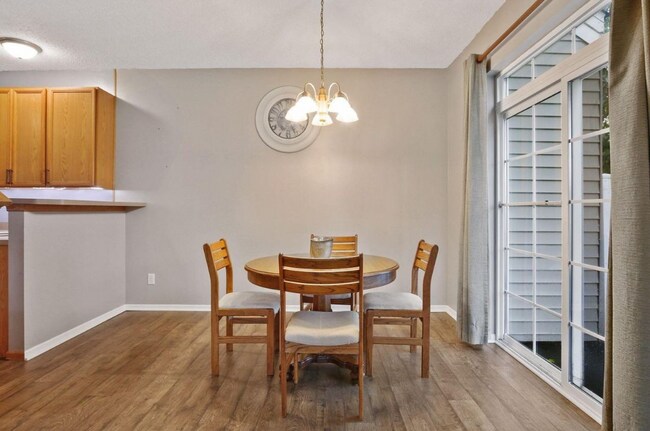 Photo - 17083 Encina Path