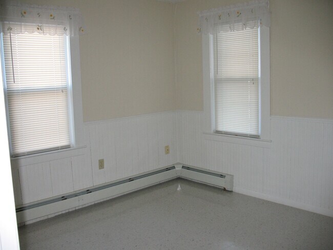 Photo - 19 Ticonic St Unit 3