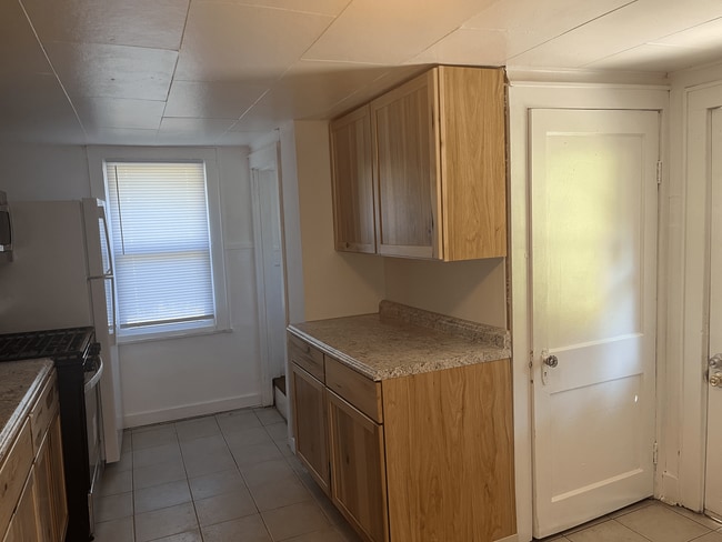 Photo - 265 Coddington Rd