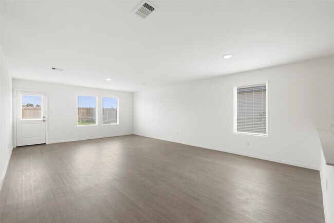 Photo - 274 Douglas Hls Dr