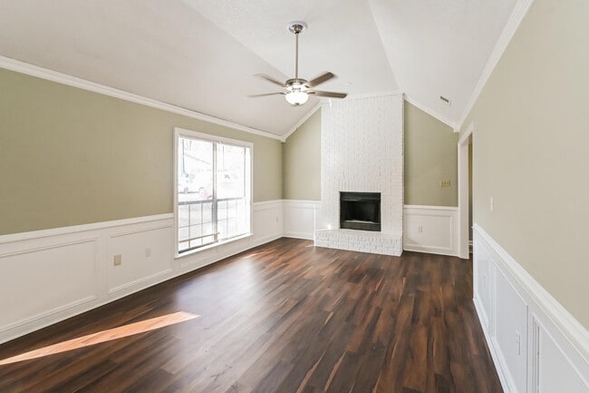 Photo - 5833 S Newberry Ln