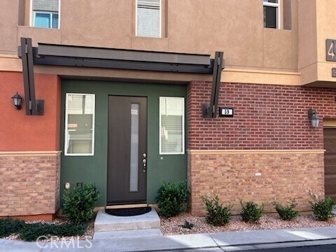 Photo - 422 W Rte 66 Townhome