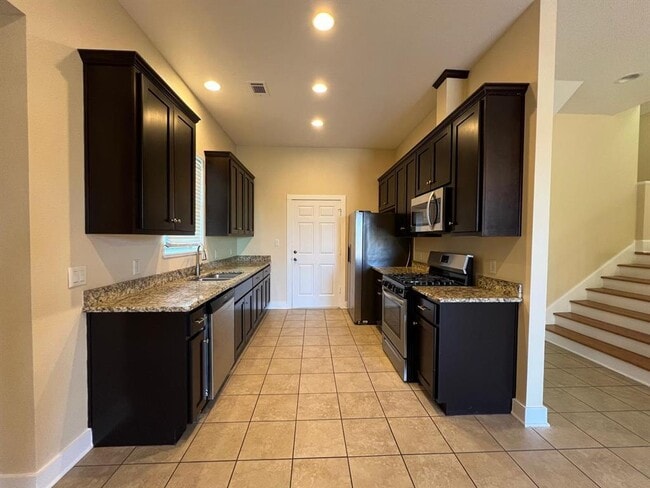 Photo - 1309 Olander St