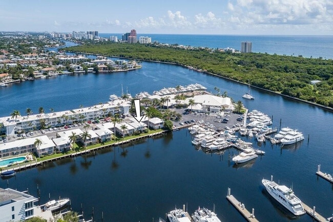 Photo - 2760 Yacht Club Blvd Unit 10C