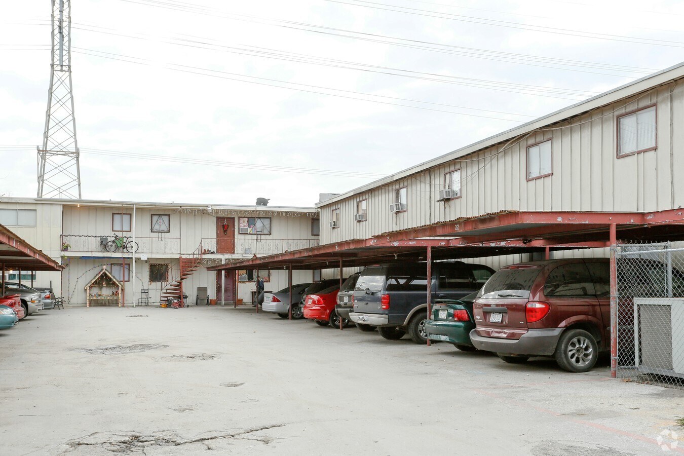 Cobblestone Apartments - Cobblestone Apartments